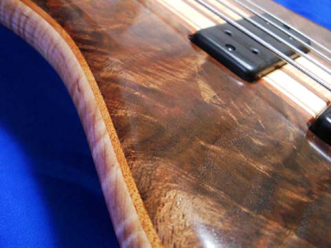 #017 BSR4TNF-CM(Black Tiger Fretless)